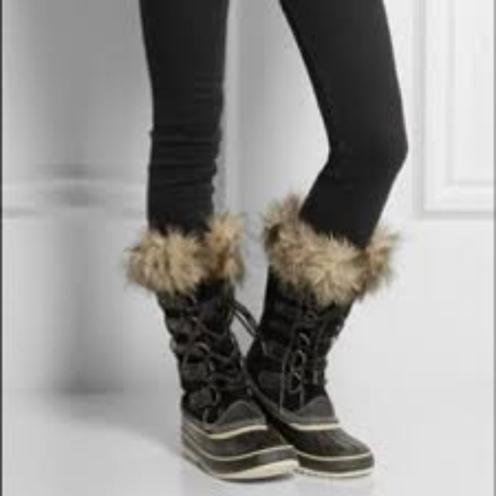 Sorel Joan of Arc NWOB Womens Boots Size 8